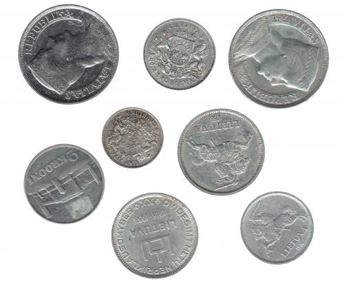 3367   -  MONEDAS EXTRANJERAS. Lote de 8 monedas: Letonia (5 lati -2: 1931 y 1932-, 2 lats 1925 y 1 lats 1924); Lituania (10 litu -2: 1936 y 1938-, 5 lita 1936); Estonia (2 krooni, 1930). MBC+/EBC.