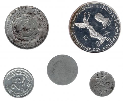 3369 - MONEDAS EXTRANJERAS. Lote de 5 monedas: 2 de El Salvador (25 centavos de 1953, 5 colones de 1971); 3 de Costa Rica (50 céntimos de 1893, 10 céntimos de 1875 y 5 céntimos de 1865). BC+/ Prueba.
