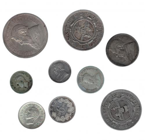 3403 - MONEDAS EXTRANJERAS. SUDÁFRICA. Lote de 9 monedas: 2 shillings de 1894 y 1895; 1 shilling de 1894; 1/2 shilling de 1897; 6 peniques de 1896,1950 y 1932; 3 peniques de 1897 y 1943. MBC-/EBC.