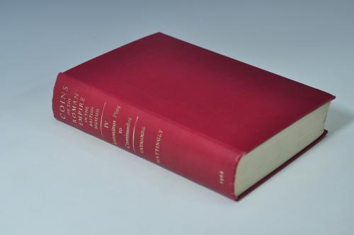 3436 - LIBROS. H. Mattingly. Coins of the Roman Empire in the British Museum. Vol. IV. 1968. London. British Museum.