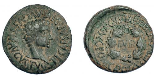 38 - HISPANIA ANTIGUA. BILBILIS. Tiberio. As. A/ Cabeza laureada a der.; TI CAESAR DIVI AVGVSTI F AVGVSTVS. R/ Corona cívica rodeando II VIR; MVN AVGVSTA BILBILIS-G POM CAP II G VALE TRANQ. AE 10,67 g. 29,3 mm. I-283. APRH-397b. ACIP-3022a. Pátina verde oscuro. MBC-. Escasa.
