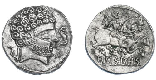 8 - HISPANIA ANTIGUA. ARSAOS. Denario. A/ Cabeza masculina a der., delante delfín, detrás arado. R/ Jinete con hacha de guerra a der., debajo sobre línea, ARSAOS. AR 3,92 g. 16,9 mm. I-139. ACIP-1656. Manchitas. MBC+.