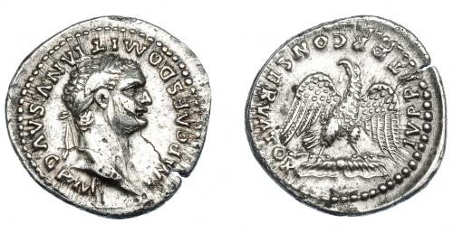 3122 - IMPERIO ROMANO. DOMICIANO. Denario. Roma (82-83 d.C.). A/ Cabeza laureada a der.; IMP CAES DOMITIANVS AVG P M. R/ Águila con alas abiertas sobre fulmen mirando a izq.; IVPPITER CONSERVATOR. AR 3,4 g. 19,83 mm. RIC-144. Raya en anv. Grieta. MBC/MBC+.