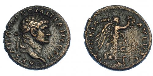 3124 - IMPERIO ROMANO. DOMICIANO (bajo Vespasiano). As. Roma (74 d.C.). R/ victoria a der. sobre proa de nave; VICTORIA AVGVST SC. AE 10,19 g. 26,2 mm. RIC-676. Porosidades. MBC/MBC-.
