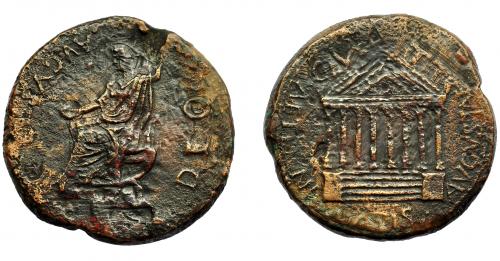 128 - HISPANIA ANTIGUA. TARRACO. Tiberio. Sestercio (post. 15 d.C.). A/ Augusto entronizado a izq. con Victoria sobre globo y cetro; DEP AVGVSTO. R/ Templo octástilo; C V T T AETERNITATIS AVGVSTAE. AE 18,86 g. 32,4 mm. I-2364; APRH-222; ACIP-3262. Erosiones. MBC. Muy escasa.