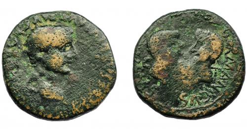 134 - HISPANIA ANTIGUA. TARRACO. Tiberio. As (15-19 d.C.). A/ Cabeza a der.; TI CAESAR DIVI AVG F AVG PONT, poco visible. R/ Cabezas afrontadas de Germánico y Druso; GERMANICVS (DRVSVS CAESARES), C-V-T. AE 8,47 g. 24,1 mm. I-2375; APRH-232; ACIP-3272. BC-/BC. Escasa.