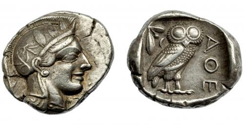 150 - GRECIA ANTIGUA. ÁTICA. Atenas. Tetradracma (454-404 a.C.). A/ Cabeza de Atenea a der. con casco ornamentado. R/ Lechuza a der. mirando de frente; detrás creciente y rama de olivo, delante ley. griega AQE, todo dentro de cuadrado incuso. COP-34 ss. SBG-2526. Pequeña grieta. MBC+.