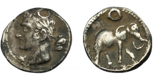 20 - HISPANIA ANTIGUA. EMISIONES HISPANO-CARTAGINESAS. 1/4 siclo. A/ Cabeza masculina laureada a der., detrás clava. R/ Elefante a der. AR 1,57 g. 11,6 mm. I-487. ACIP-555. Agujero. MBC.