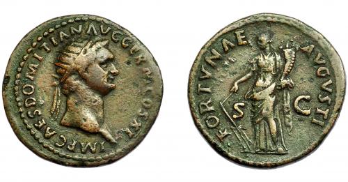 233 - IMPERIO ROMANO. DOMICIANO. Dupondio. Roma (85 d.C.). R/ Fortuna con timón y cornucopia; FORTVNAE AVGVSTI, S-C. AE 13,10 g. 28,8 mm. RIC-290. Pequeñas marcas. MBC. Ex colección Cerdá, 1919.