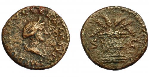 239 - IMPERIO ROMANO. DOMICIANO. Cuadrante. Roma (85 d.C.). A/ Busto de Ceres a der.; IMP DOM (…) AVG GERM COS XI. R/ Modio con espigas; S-C. AE 2,43 g. 30,6 mm. RIC-315. Erosiones. MBC-. Muy rara.