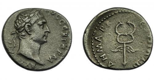 268 - IMPERIO ROMANO. TRAJANO. AE-. Antioquía. A/ Cabeza laureada a der.; alrededor ley. griega. R/ Caduceo alado; DEMARXE YPATB. AE 2,56 g. 16,3 mm. RPC-3658. MBC.