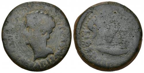 3019 - HISPANIA ANTIGUA. EBORA. Augusto. Dupondio. A/ Cabeza a izq.; (PERMISSV) CAESARIS AVGVSTI. R/ Instrumentos sacerdotales; LIBERALI(TATIS IVL EBOR). AE 24,13 g. 32,3 mm. I-900. ACIP-3417. Múltiples rayitas. Pátina verde oscuro. RC. Ex subasta Áureo 120.1 (2000), lote 216.