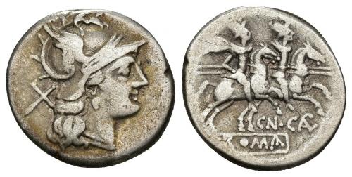 3119   -  REPÚBLICA ROMANA. CALPURNIA. Denario. Roma (189-180 a.C.). R/ Debajo de los Diócuros CN CALP y ROMA en cartela. AR 3,43 g. 18,6 mm. CRAW-153.1. FFC-224. BC+.