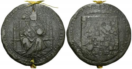 608 - JUANA I. Sello pendiente de plomo con su cordón. PB-437,5 g. Guglieri-634. FN pp. 155.159. MBC-/BC+.