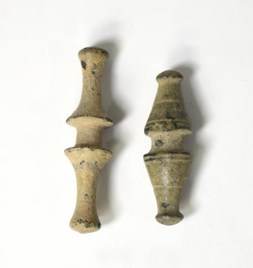 2038 - ROMA. Imperio Romano. Lote de 2 pasadores de bocado de caballo (ss. I-II d.C.). Bronce. Altura 4,5 y 5,2 cm.