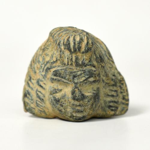 2046   -  ROMA. Imperio Romano. Aplique androcéfalo (ss. III-IV d.C.). Bronce. Altura 2,7 cm.