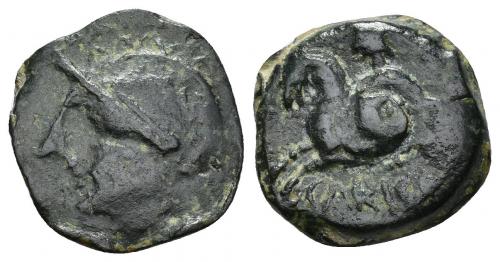 30 - HISPANIA ANTIGUA. CARISA. Semis. A/ Cabeza con casco a izq. R/ Jinete con escudo a izq., debajo CARISA. AE 4,37 g. 18,3 mm. CNH-4. ACIP-2516. CC-3342, mismo ejemplar. Pátina verde. MBC-. Muy escasa.