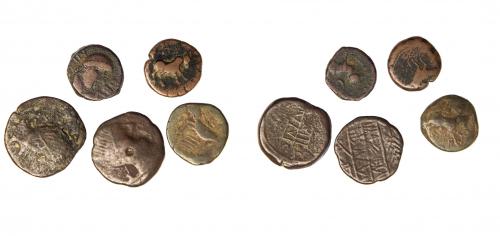 4 - HISPANIA ANTIGUA. OBULCO. Lote de 5 monedas (2 ases y 3 semis) diferentes. Calidad media BC/BC+.