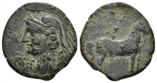 43 - HISPANIA ANTIGUA. EMISIONES HISPANO-CARTAGINESAS. Unidad. A/ Cabeza femenina con casco de largo penacho a izq. R/ Caballo a der. AE 8,97 g. 26,1 mm. ACIP-592. CC-220, mismo ejemplar. Concreciones. Pátina verde. MBC.