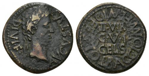 27 - HISPANIA ANTIGUA. CELSA. Augusto. Semis. A/ Cabeza laureada a der.; AVGVSTVS DIVI F. R/ II VIR/ C V I/CELS; L BAGGIO MN FLAVIO FESTO. AE 6,09 g. 21 mm. I-815. APRH-274. ACIP-3165. CC-4626, mismo ejemplar. Pátina oscura. MBC- Muy escasa.