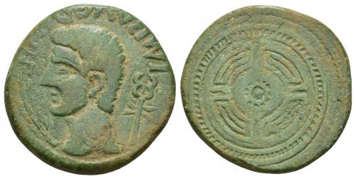 3034 - HISPANIA ANTIGUA. EMISIONES DEL NOROESTE O DE LA CAETRA. Augusto. As. A/ Cabeza a izq., delante palma, detrás caduceo; IMP AVG DIVI F. R/ Rodela rodeada de círculos concéntricos. AE 11,05 g. 27 mm. I-1703. APRH-4. ACIP-3302. CC-3844, mismo ejemplar. Pátina verde claro. MBC-. Escasa.