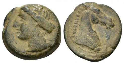 2020 - COLECCIÓN CORES. CERDEÑA (c. 300-264 a.C.). A/ Cabeza de Tanit a izq. R/ Cabeza de caballo a der., delante creciente con glóbulo. AE 5,99 g. 19 mm. COP-148; CC-5381, mismo ejemplar. Pátina verde. MBC-. Rara.