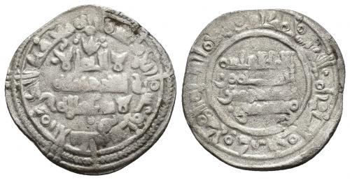 360   -  CALIFATO. AL QASIM AL-MAMUN (1017-1023). Dírham. Al-Andalus. 410 H. AR 3,15 g. 18 mm. V-742; PV-69b. MBC-. Escasa.