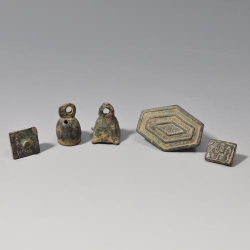 2210 - ARQUEOLOGÍA