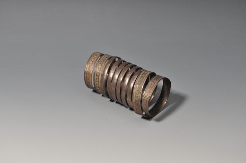 2043 - ARQUEOLOGÍA