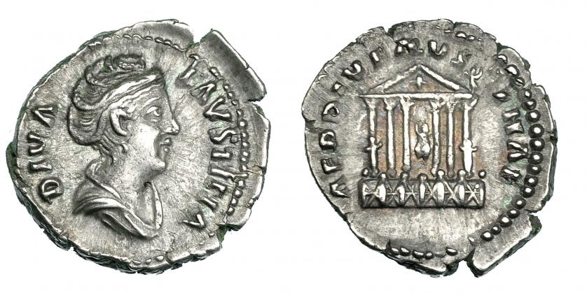 252   -  FAUSTINA LA MAYOR. Denario. Roma (post. 141). R/ Templo; AED DIV FAVSTINAE. RIC-343. MBC+. Escasa.