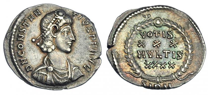 350   -  CONSTANCIO II. Silicua. Sirmium (355-361). R/ VOTIS / XXX/ MVLTIS / XXXX dentro de láurea. RIC-68. Pequeña grieta. MBC+.