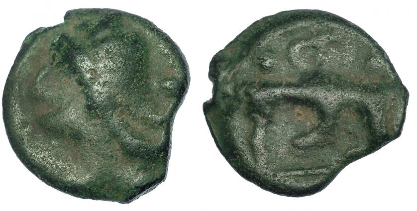 99   -  GALIA. Leucos. Potin (c. 100 a.C.). A/ Cabeza con casco a izq. R/ Toro embistiendo a der.; encima lirio. LT-9155. BLA-No. SBG-143. BC+.