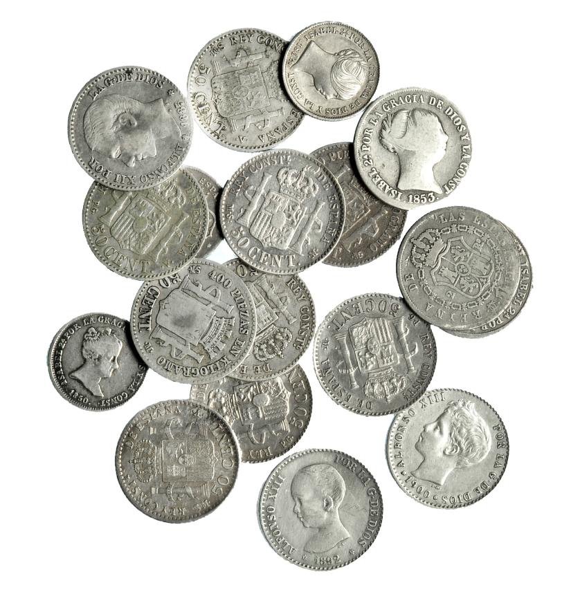 371   -  Lote 18 piezas: 1 real (3), 2 reales de Isabel II (2) y 50 céntimos (Gobierno Provisional -2-, Alfonso XII-3-, Alfonso XIII -7-). De BC- a MBC+.