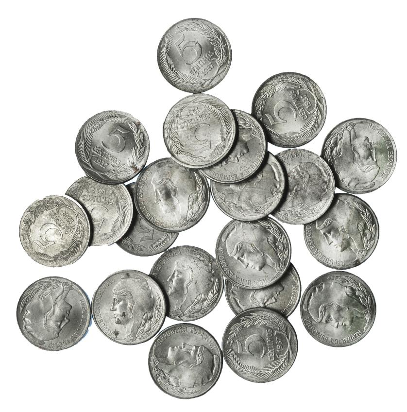 382   -  Lote 21 monedas 5 céntimos 1937. VII-206. EBC+/SC.