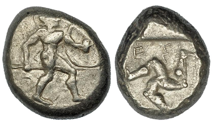 74   -  PANFILIA. Aspendo. Estátera (465-430 a.C.). A/ Guerrero avanzando a der. con escudo y lanza. R/ Trisqueles en cuadrado incuso, encima ES. Ar 10,93 g. COP-175. MBC-. 