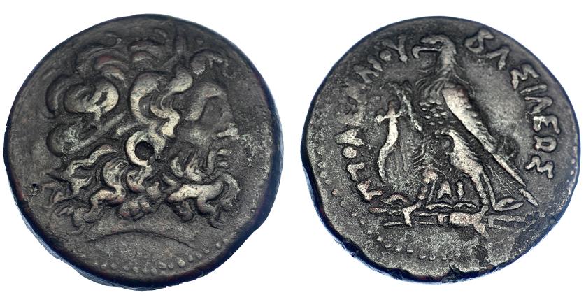 79   -  EGIPTO. Ptolomeo IV (221-205 a.C.). AE-42. A/ Cabeza de Zeus-Amón a der. R/ Águila sobre haz de rayos a izq., delante cornucopia; entre las patas DI; PTOLOMEOY BASILEOS. AE 67,05 g.  COP-199-204. SBG-7841. MBC.