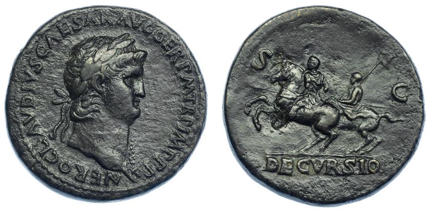 320   -  NERÓN. Sestercio. Roma (64 d.C.). R/ Emperador a caballo a izq. seguido por otro jinete con estandarte; DECVRSIO, S-C. RIC-165. Erosión en anv. Trazas de limpieza mecánica. Pátina oscura. MBC.