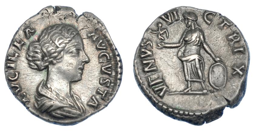 380   -  LUCILA. Denario. Roma (161-180). R/ Venus a izq. con Victoria y escuro; VENVS VICTRIX. RIC-786. MBC+.