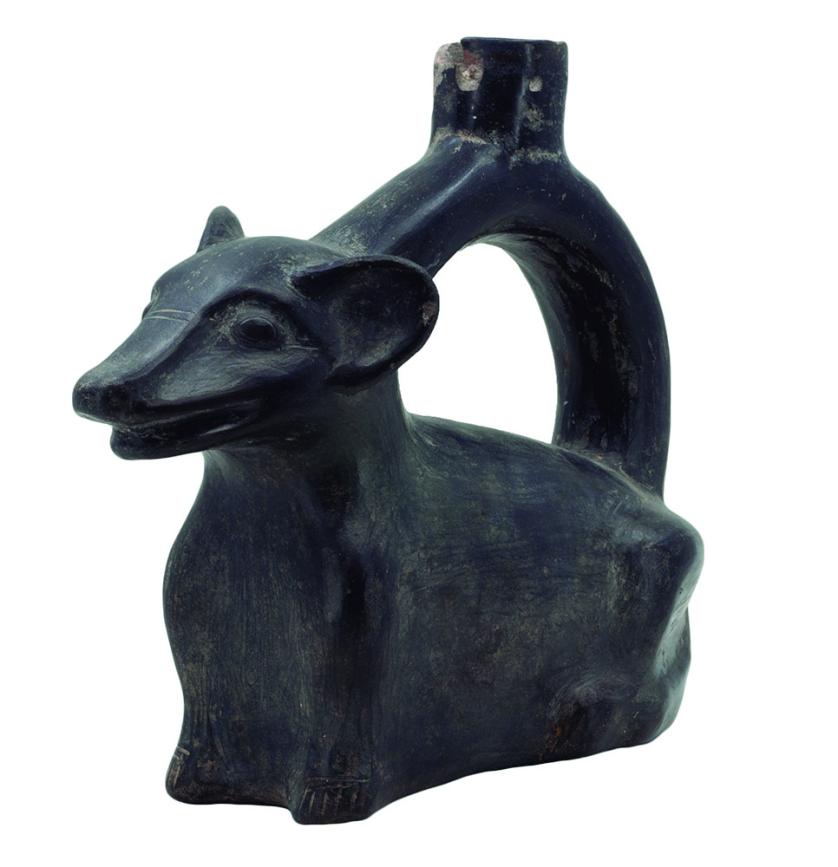 2097   -  PREHISPÁNICO. Botella "gollete" con asa de estribo. Cultura Moche (200 a.C. - 600 d.C.). Con representación de venado. Altura 15,4 cm.