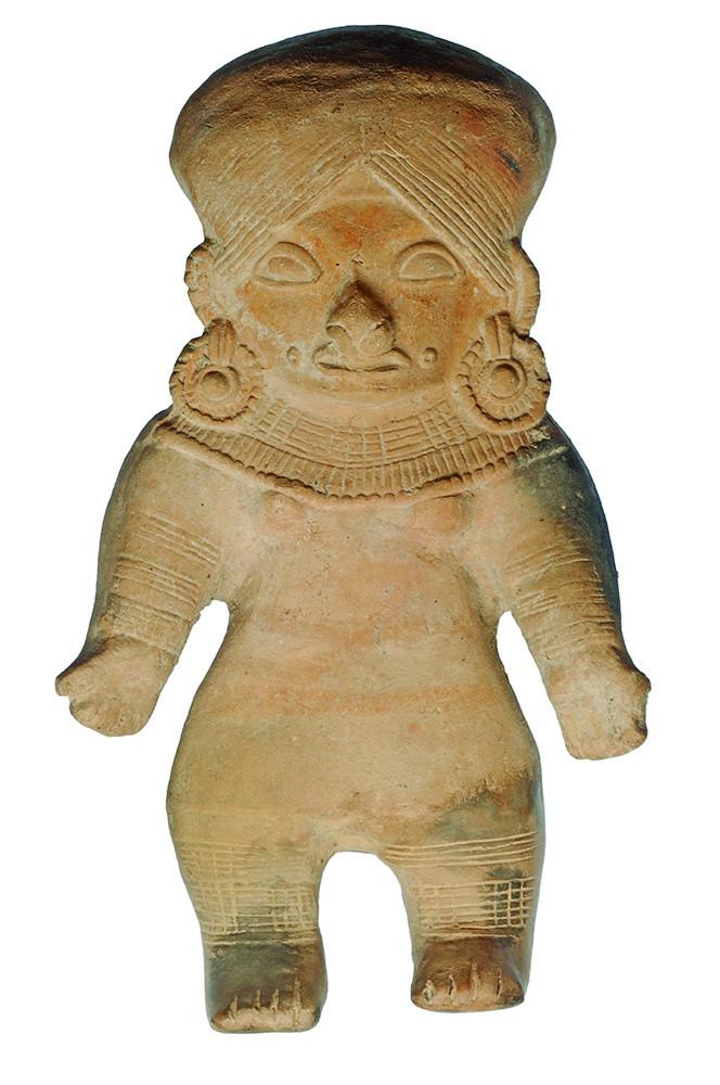2108   -  PREHISPÁNICO. Figura femenina. Cultura Jama Coaque (siglos VI-X d.C.). Terracota. Representación femenina. Altura 24,3 cm.