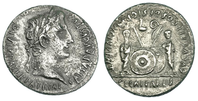 3022   -  AUGUSTO. Denario. Lugdunum (7-6 a.C.). R/ Cayo y Lucio; símpulo a izq. hacia la der. y lituus a der. hacia la izq. RIC-207. FFc-22. Superficies erosionadas. MBC.