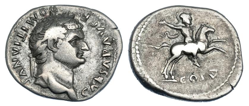 3034   -  DOMICIANO. Denario. Roma (79 d.C.). R/ Jinete a der.; COS V. RIC-242. MBC-/BC+.