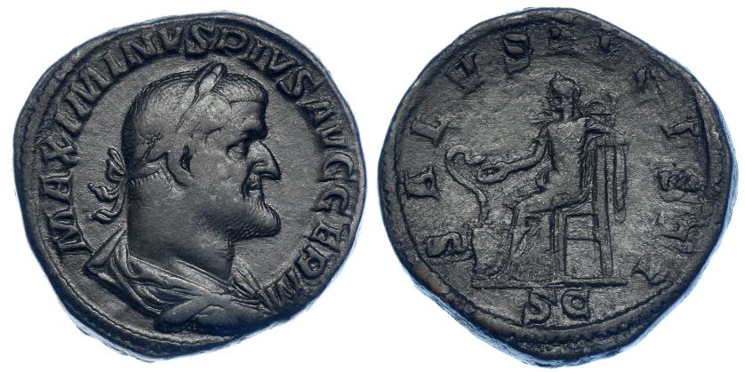 3074   -  MAXIMINO I. Sestercio. Roma (235-236). R/ Salus sentada a izq. alimentando serpiente sobre altar; SALVS AVGVSTI, en exergo SC. RIC-64. MBC-/BC+.