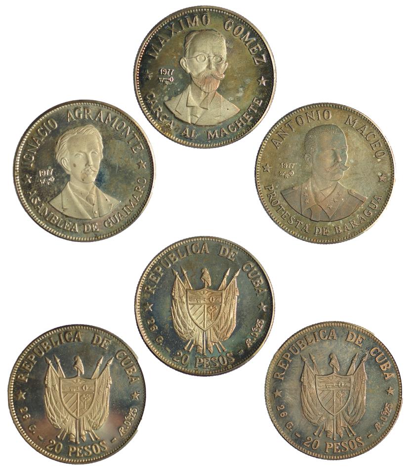 680   -  CUBA. Lote 3 monedas de 20 pesos 1977: I. Agramonte, A. Macao y M- Gómez.