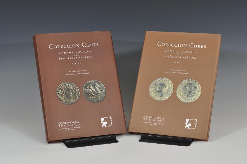 765   -  Lote de 2 volúmenes: Colección Cores. Moneda antigua de la Península Ibérica, partes I y II. 