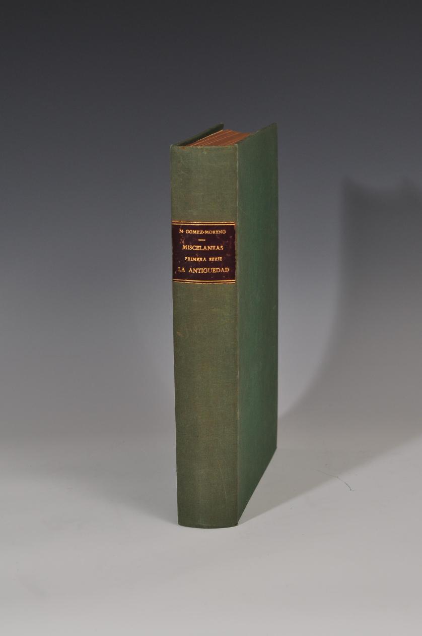 778   -  J. de Morgan, Manuel de Numismatique Orientale. L’Antiquité et du Moyen Age, tome I, Chicago, 1979.