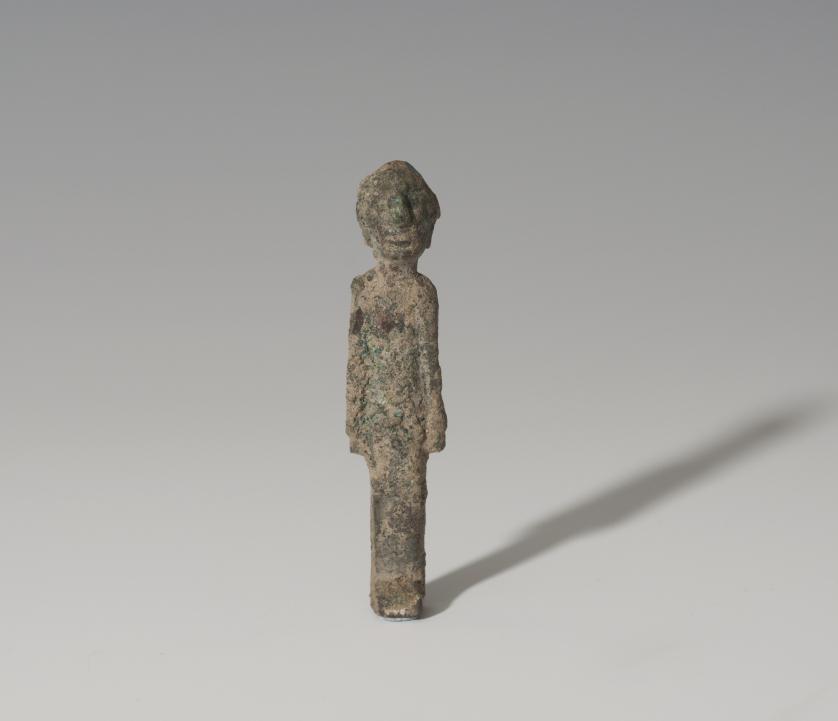 803   -  HISPANIA ANTIGUA. Cultura Ibérica. Exvoto masculino desnudo (V-IV a.C.). Bronce.  Altura 7,1 cm.