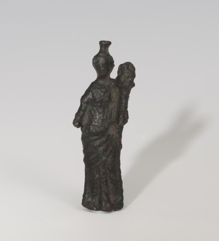 845   -  ROMA. Imperio Romano. Figura de Isis-Fortuna (I-III d.C.). Bronce. Sujeta cornucopia. Altura 5,3 cm.
