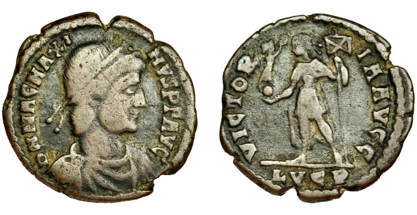 268   -  MAGNO MÁXIMO. Follis. Lugdunum (383-388). A/ Busto con diadema de perlas, coraza y manto a der. R/ Magno Máximo con lábaro y victoria sobre globo; VICTORIA AVGG, exergo LVGP. AE 4,59 g. 24 mm. RIC-33. Cospel abierto. BC+.