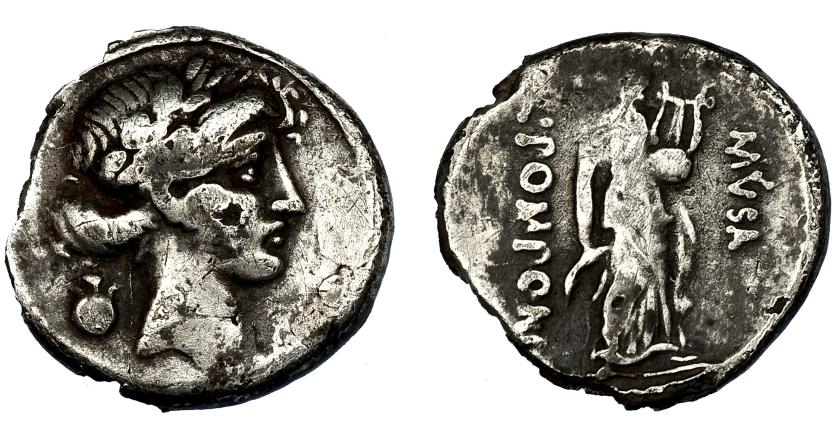 52   -  POMPONIA. Denario forrado. Roma (66 a.C.). A/ Detrás tortuga. R/ Terpsícore. AR 2,80 g. 17,4 mm. CRAW-410.7a. FFC-1044. BC+.